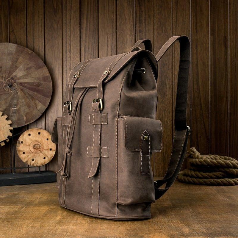 Mochila Couro Vintage Para Homem Com Cordão Viagem